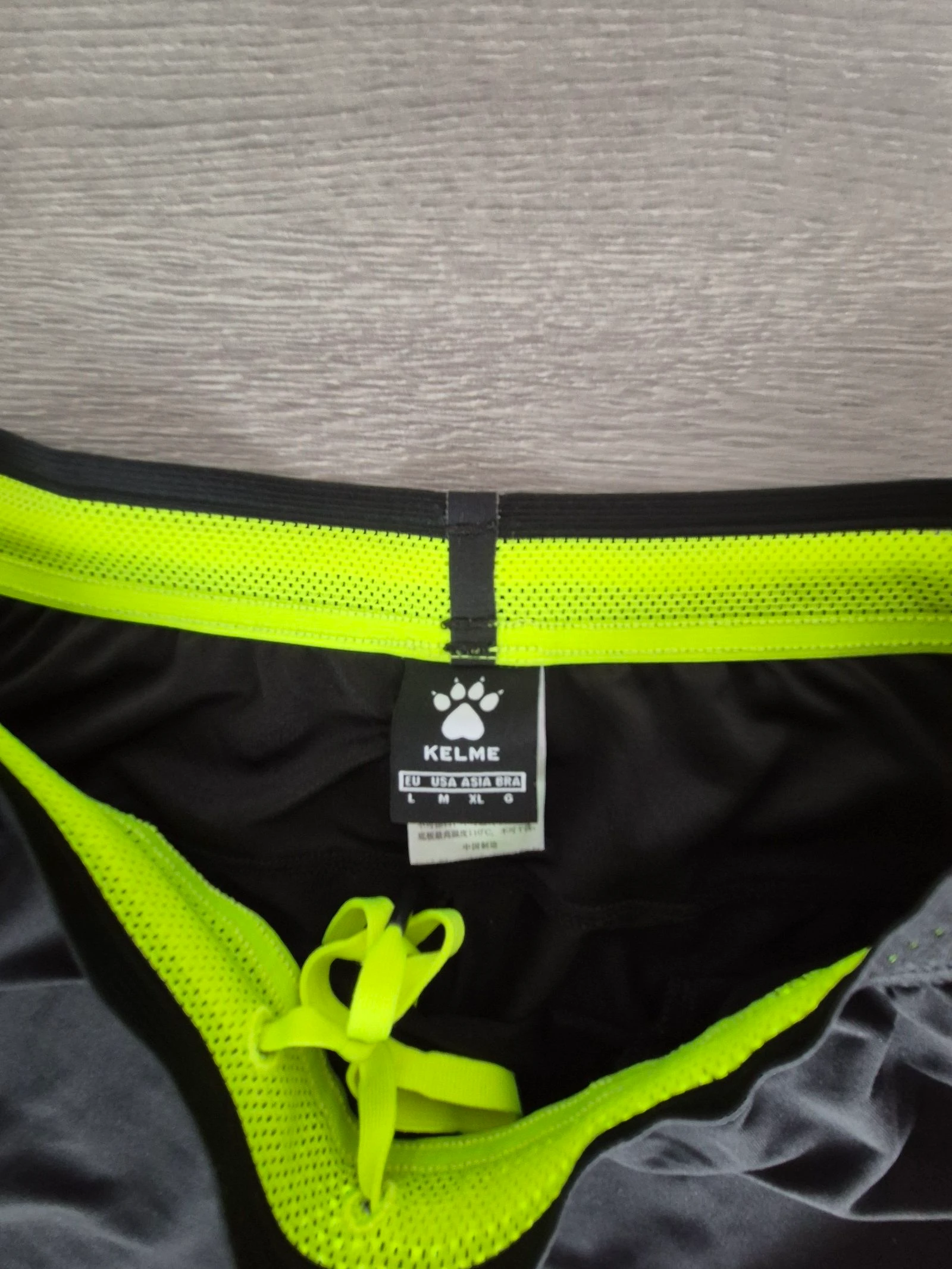 Kelme sports pants track pants black neon yellow size L / M – photo 6